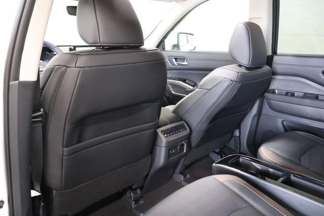new 2025 Nissan Pathfinder car, priced at $52,067