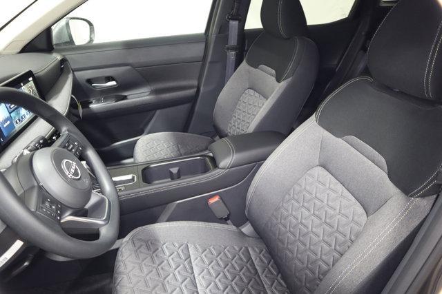 new 2025 Nissan Kicks car, priced at $26,541