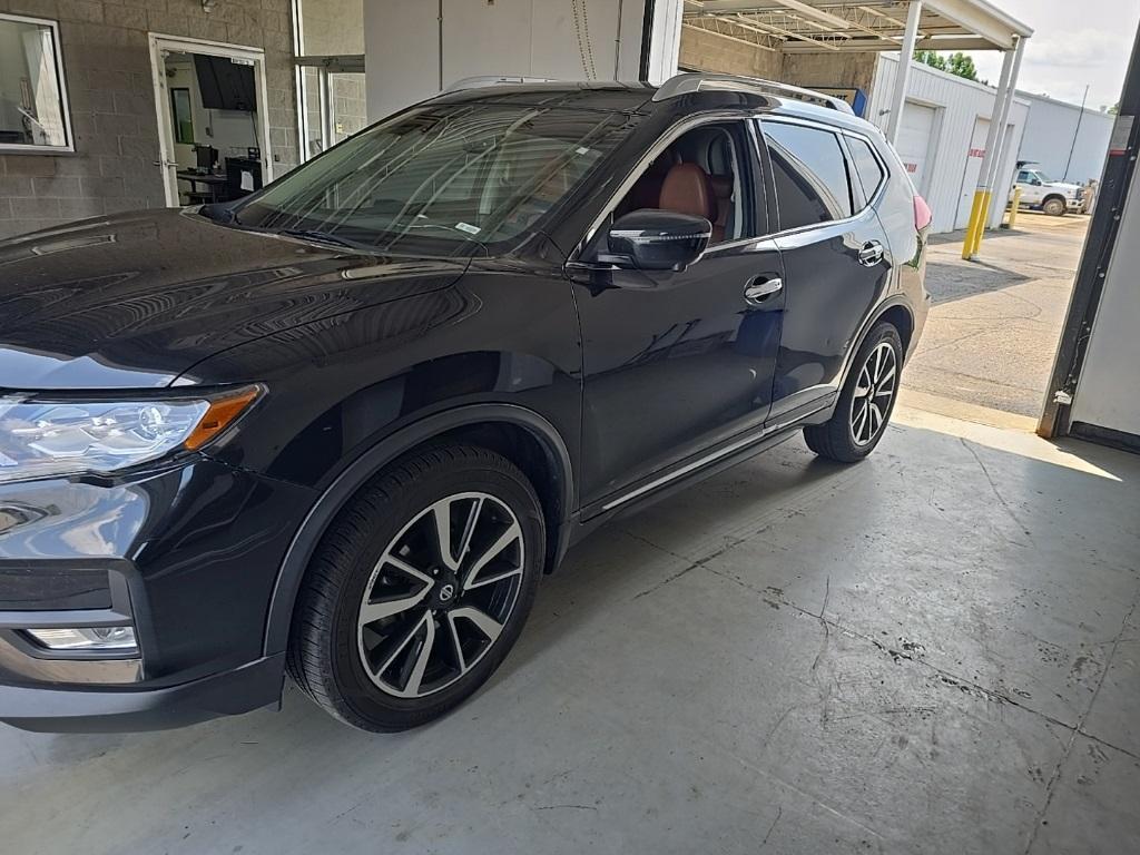 used 2019 Nissan Rogue car, priced at $18,259