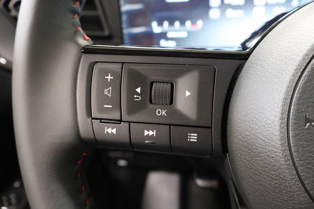 new 2025 Nissan Kicks car, priced at $27,707