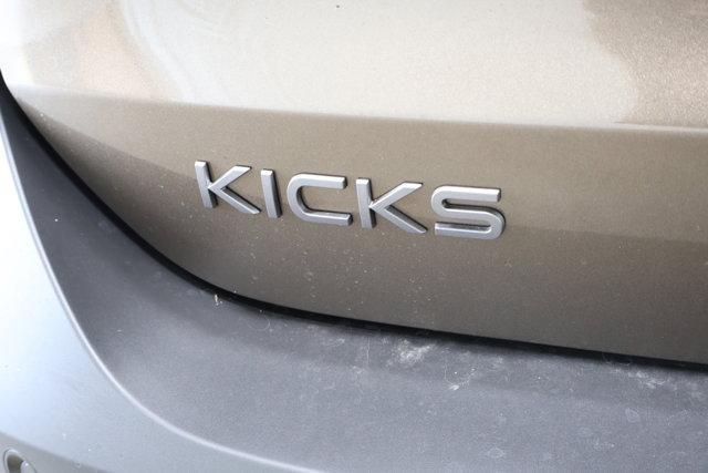 new 2025 Nissan Kicks car, priced at $27,707