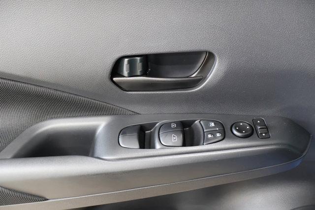 new 2025 Nissan Kicks Play car, priced at $23,014