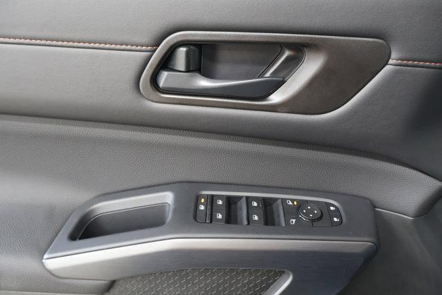new 2025 Nissan Pathfinder car, priced at $44,074