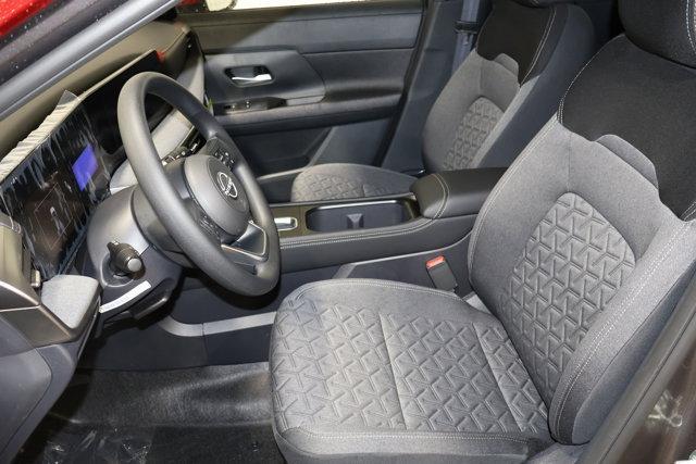 new 2025 Nissan Kicks car, priced at $26,869