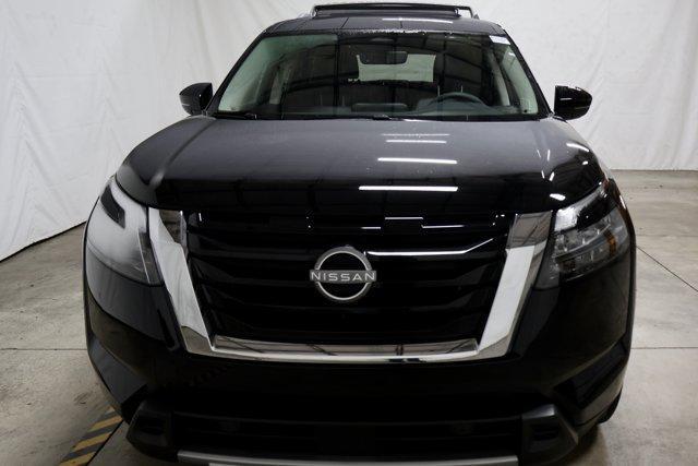 new 2025 Nissan Pathfinder car, priced at $46,153