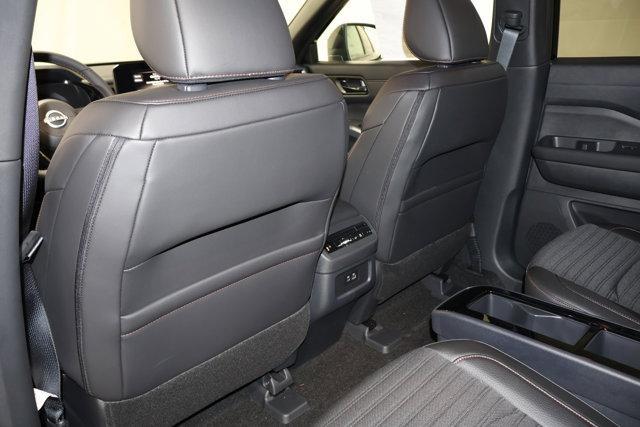 new 2025 Nissan Pathfinder car, priced at $43,888