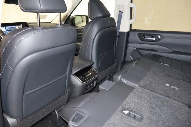 new 2025 Nissan Armada car, priced at $61,930
