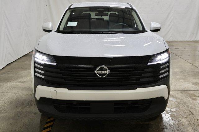 new 2025 Nissan Kicks car, priced at $27,121