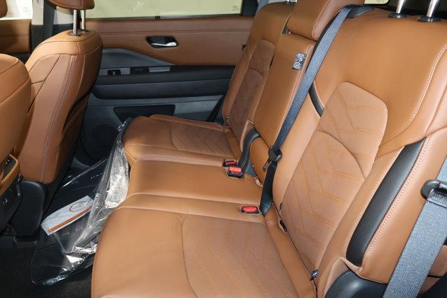 new 2025 Nissan Pathfinder car, priced at $50,746
