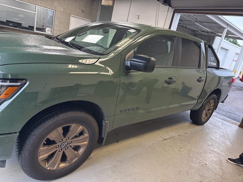 used 2024 Nissan Titan car, priced at $41,952
