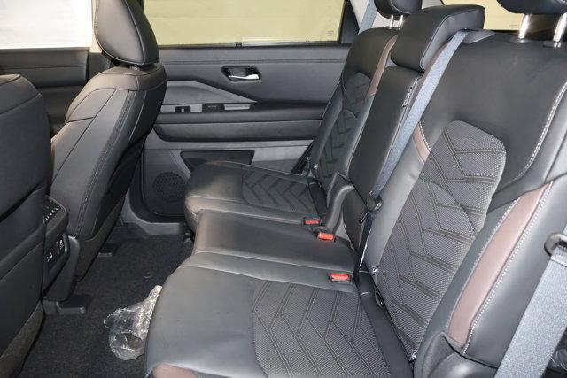 new 2025 Nissan Pathfinder car, priced at $51,332