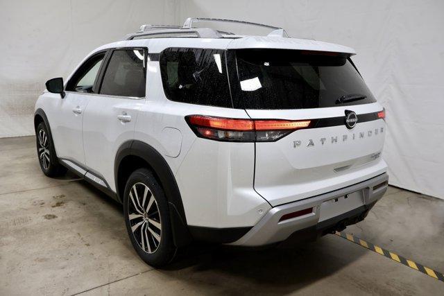 new 2025 Nissan Pathfinder car, priced at $51,332
