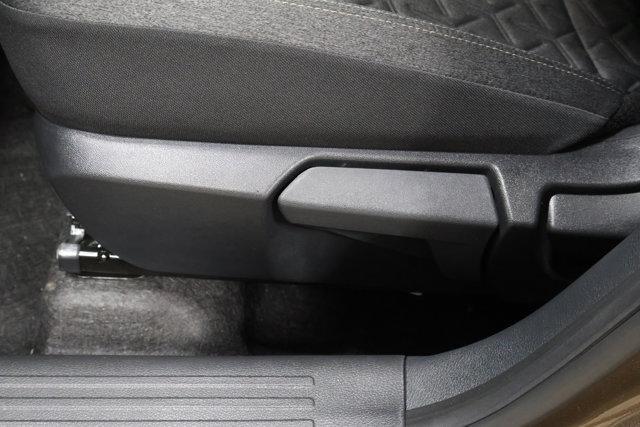 new 2025 Nissan Kicks car, priced at $26,555