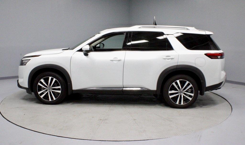 used 2025 Nissan Pathfinder car, priced at $44,389