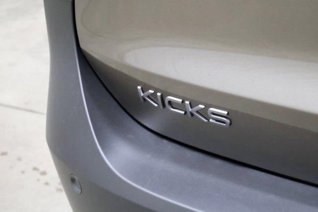 new 2025 Nissan Kicks car, priced at $25,304