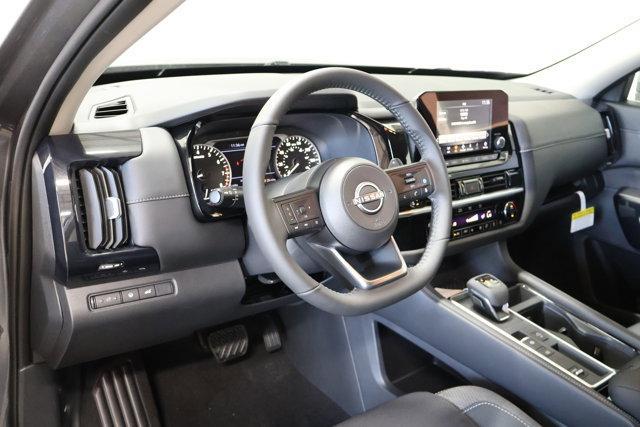 new 2025 Nissan Pathfinder car, priced at $39,886