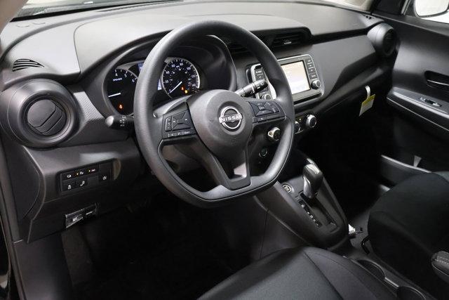 new 2025 Nissan Kicks Play car, priced at $22,347