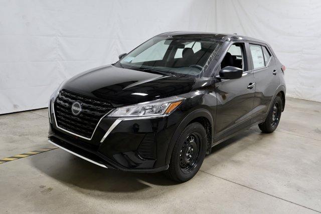 new 2025 Nissan Kicks Play car, priced at $23,347