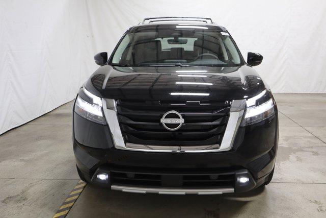 new 2024 Nissan Pathfinder car, priced at $44,999