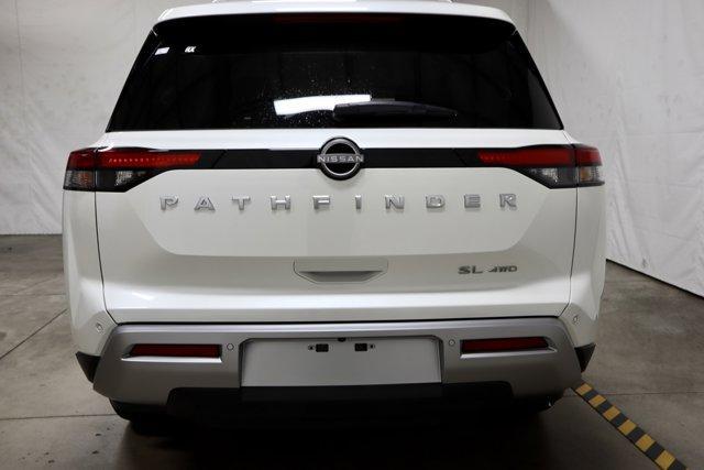 new 2024 Nissan Pathfinder car, priced at $45,004