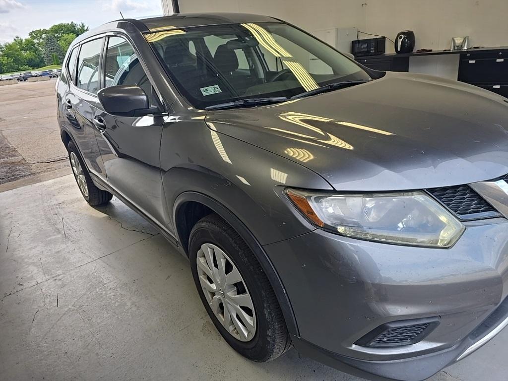 used 2016 Nissan Rogue car, priced at $10,394