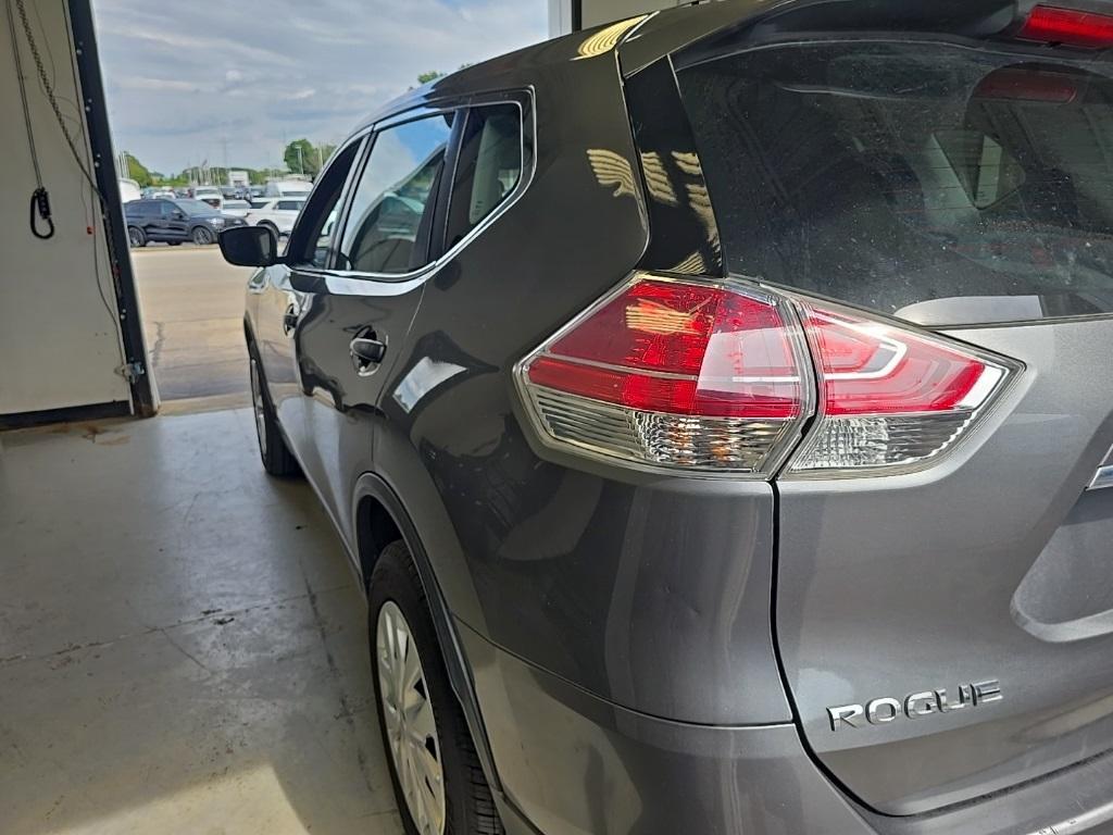 used 2016 Nissan Rogue car, priced at $10,394