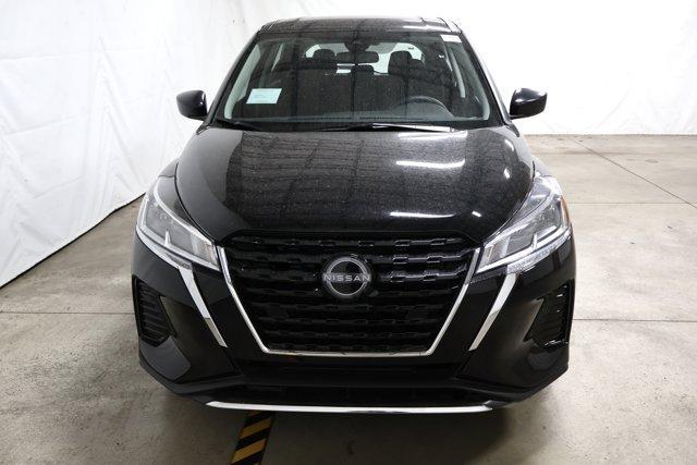 new 2025 Nissan Kicks car, priced at $23,179