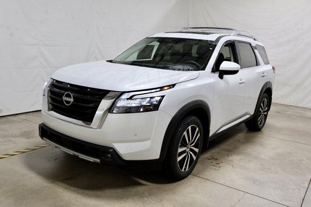 new 2025 Nissan Pathfinder car, priced at $51,332