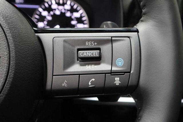 new 2025 Nissan Pathfinder car, priced at $45,000