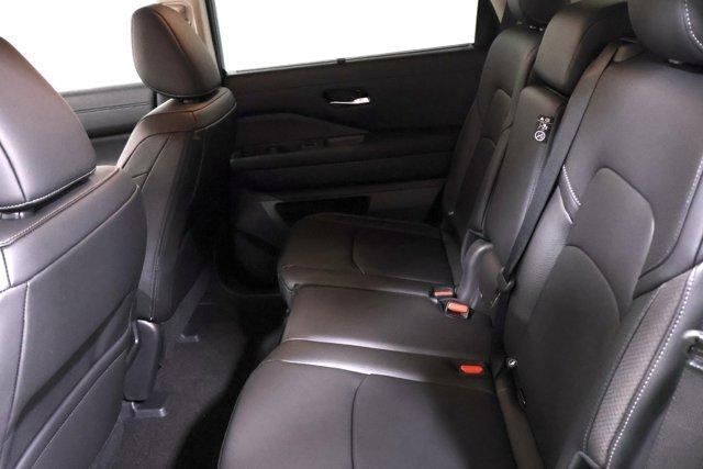 new 2025 Nissan Pathfinder car, priced at $45,000