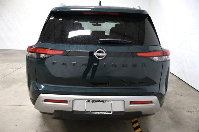 new 2025 Nissan Pathfinder car, priced at $45,000