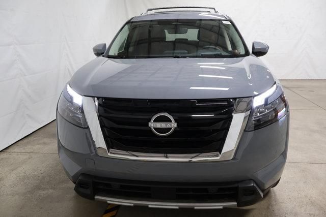 new 2025 Nissan Pathfinder car, priced at $50,078