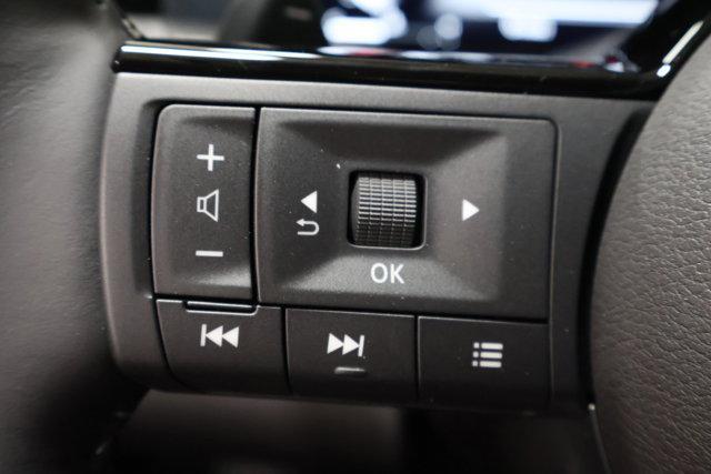 new 2025 Nissan Pathfinder car, priced at $50,078