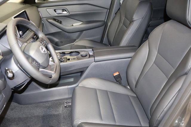 new 2025 Nissan Rogue car, priced at $33,825