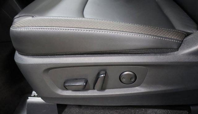 new 2025 Nissan Pathfinder car, priced at $47,018