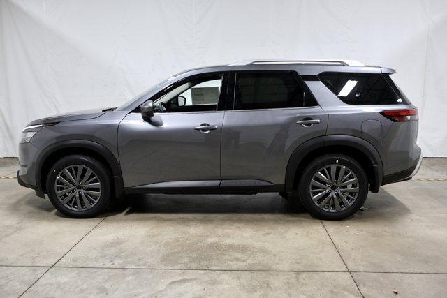 new 2025 Nissan Pathfinder car, priced at $47,018