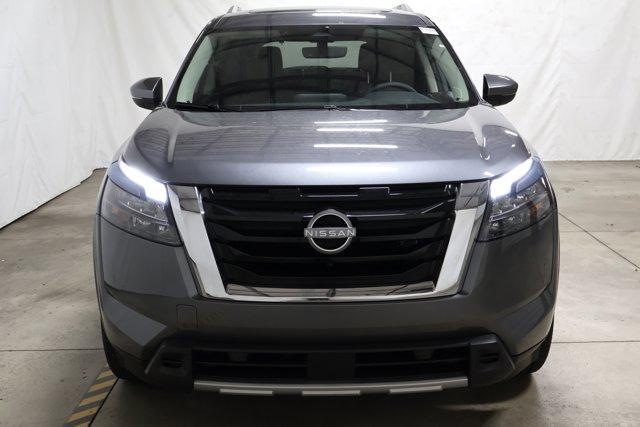 new 2025 Nissan Pathfinder car, priced at $47,018