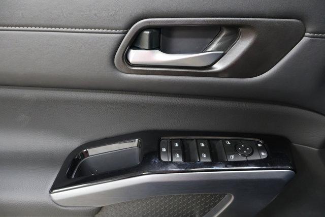 new 2025 Nissan Pathfinder car, priced at $47,018