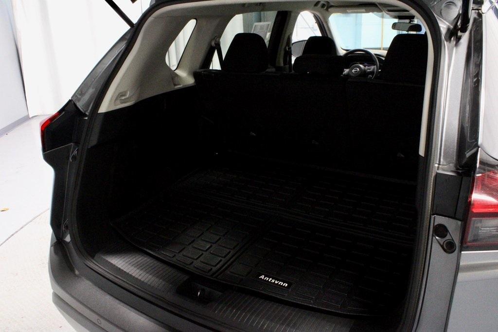 used 2022 Nissan Rogue car, priced at $19,293