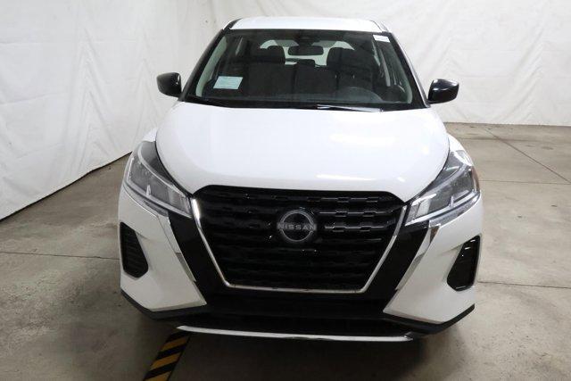 new 2025 Nissan Kicks car, priced at $23,179
