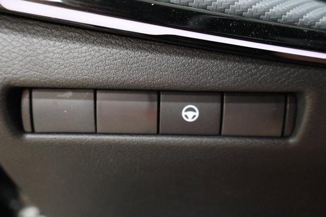 new 2025 Nissan Kicks car, priced at $29,318