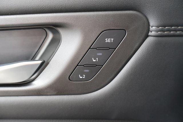 new 2025 Nissan Pathfinder car, priced at $52,369