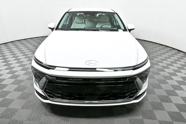 new 2024 Hyundai Sonata car, priced at $29,086