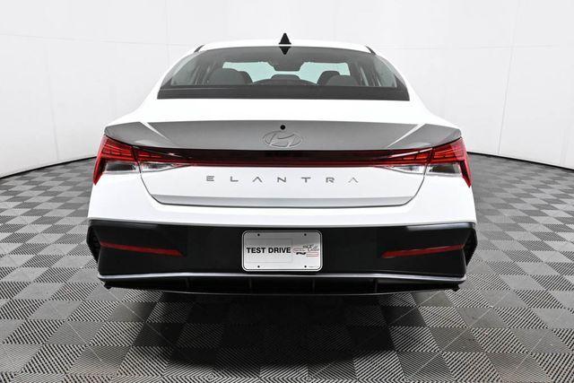 new 2024 Hyundai Elantra car, priced at $25,079