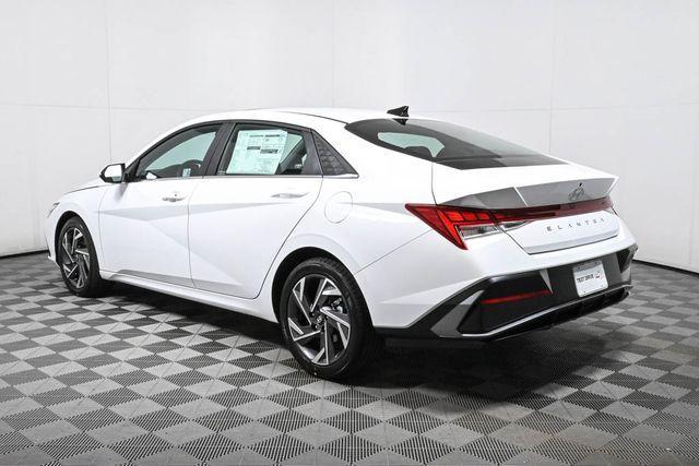 new 2024 Hyundai Elantra car, priced at $26,287
