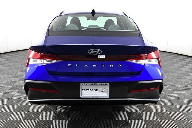 new 2024 Hyundai Elantra car, priced at $22,666