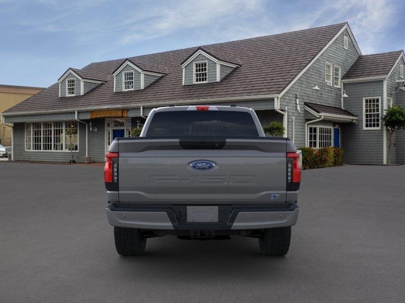 new 2023 Ford F-150 Lightning car