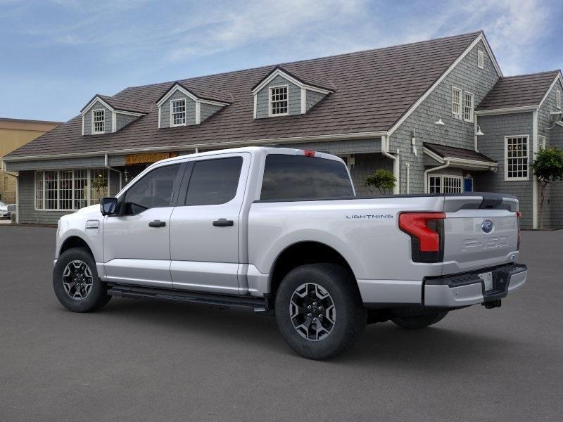 new 2023 Ford F-150 Lightning car