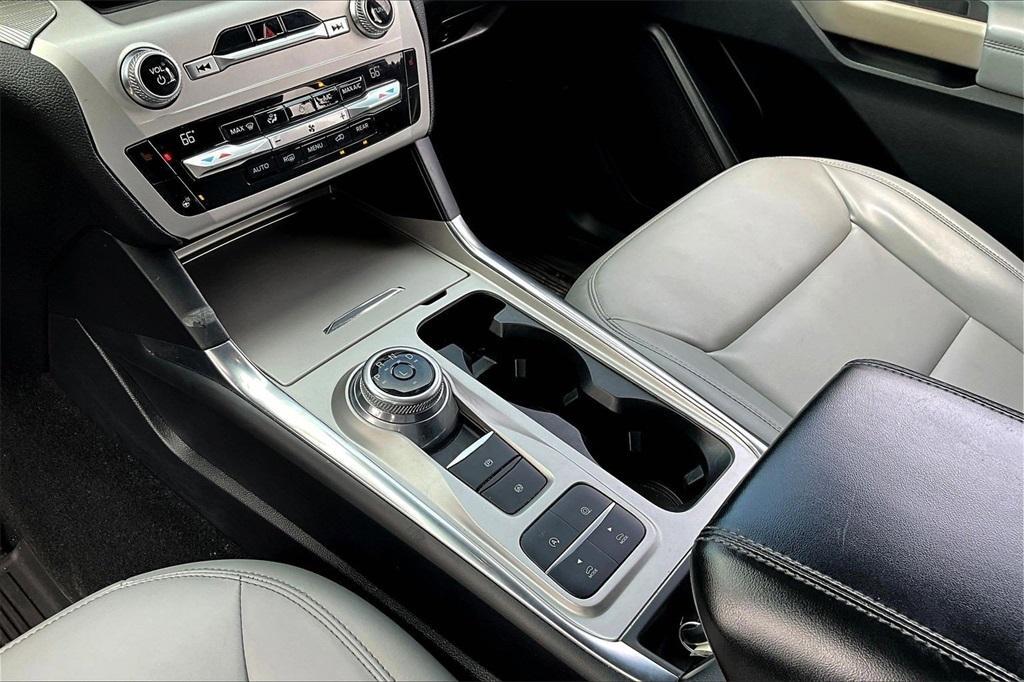 used 2021 Ford Explorer car, priced at $24,888