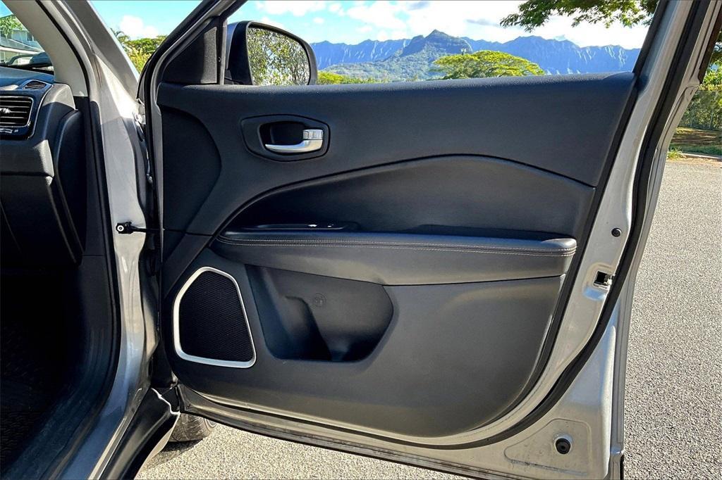 used 2020 Jeep Compass car, priced at $15,555